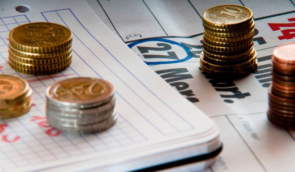 Novčići na kalendaru kao simbol odricanja od otpremnine